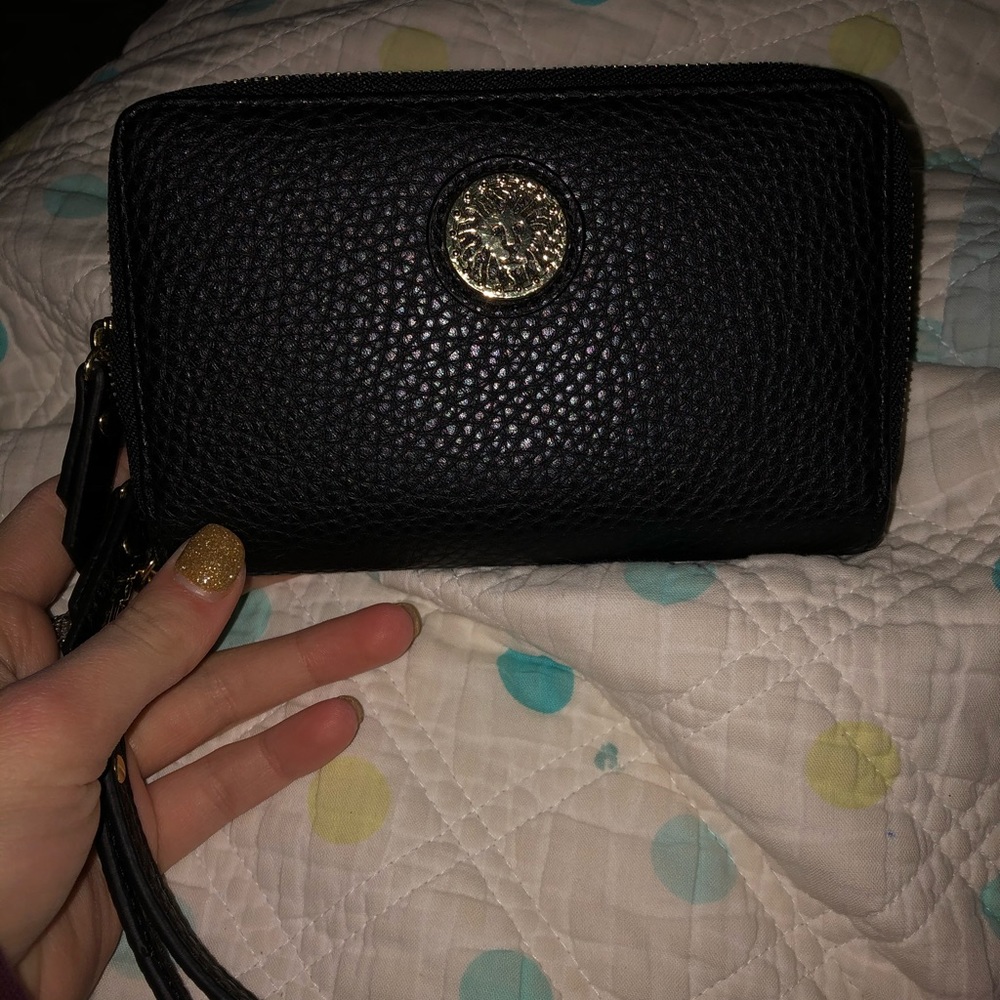 Black wrist wallet